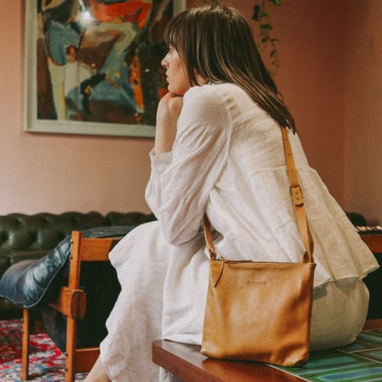 Amber Sling Bag leather