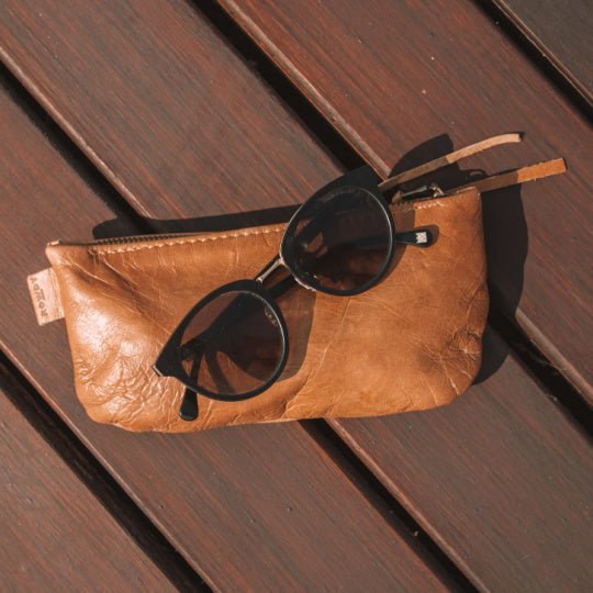 Travel Pouch / Cedar leather